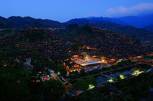 ����ǧ����կ