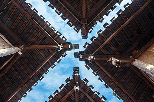 ����¥�ľۻ�