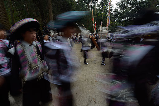 ���Ӷ��¶��������ϵ�«����