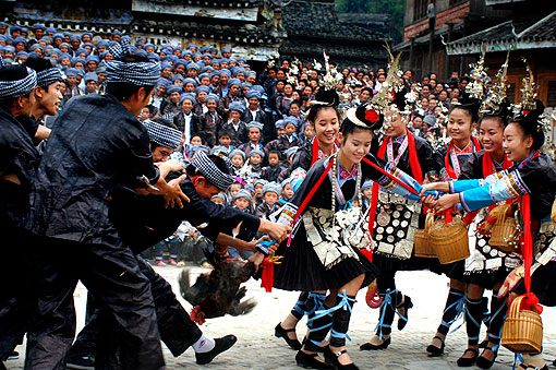 ��¥����