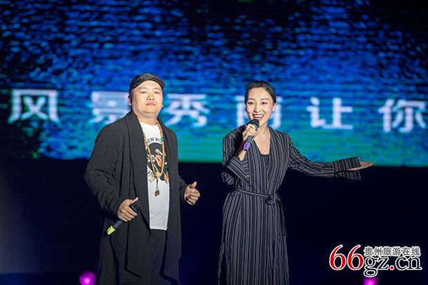 新闻发布会现场