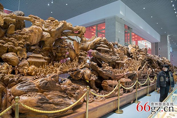 大兴东全球宝玉石直销中心