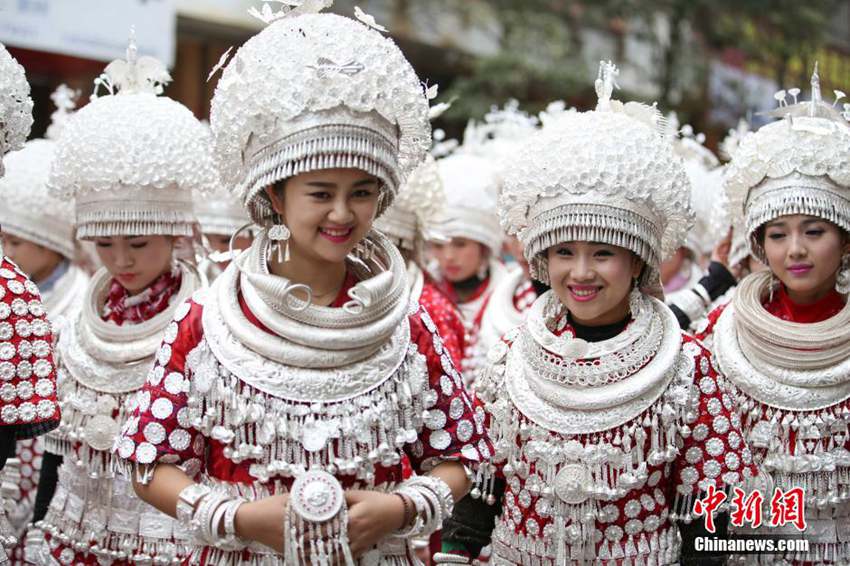 壺ݻƽͳ«ϻᡱ ʢװѩ