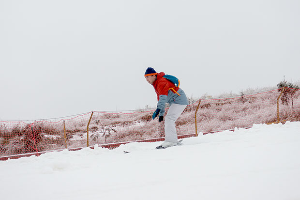 贵阳花溪高坡乡云顶滑雪场