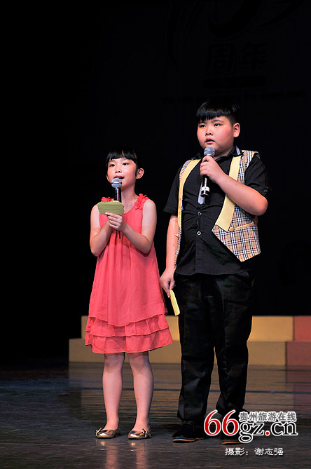 ������С������������¡��Ӣ���׶�԰ʮ�������