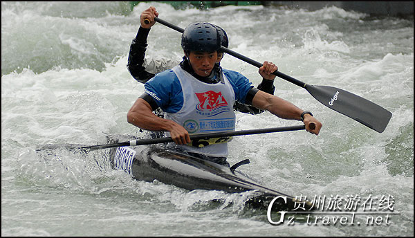 贵州黔东南下司皮划艇激流回旋赛
