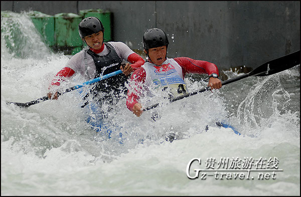 贵州黔东南下司皮划艇激流回旋赛
