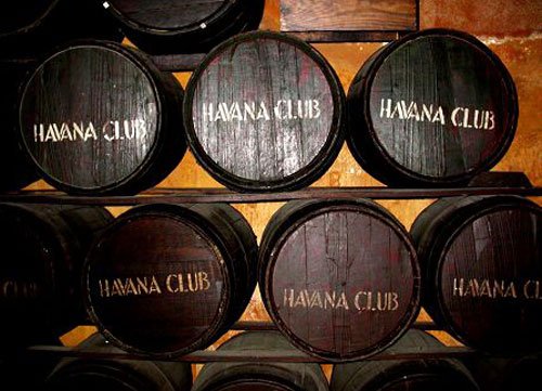 像加勒比海盗一样开怀畅饮